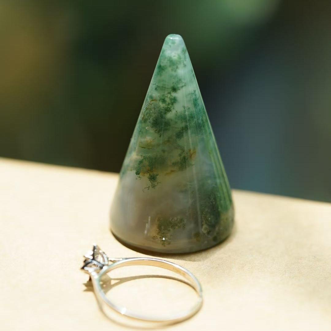 4cm Crystal Ring Holder Crystal Healing Bulk Wholesale