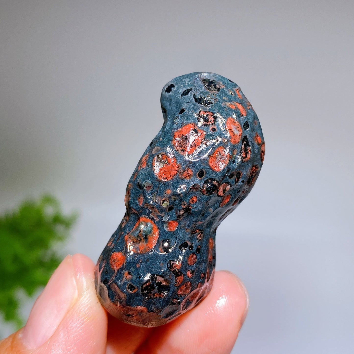 1.6" Crystal Peanut Carving Crystal Healing Bulk Wholesale