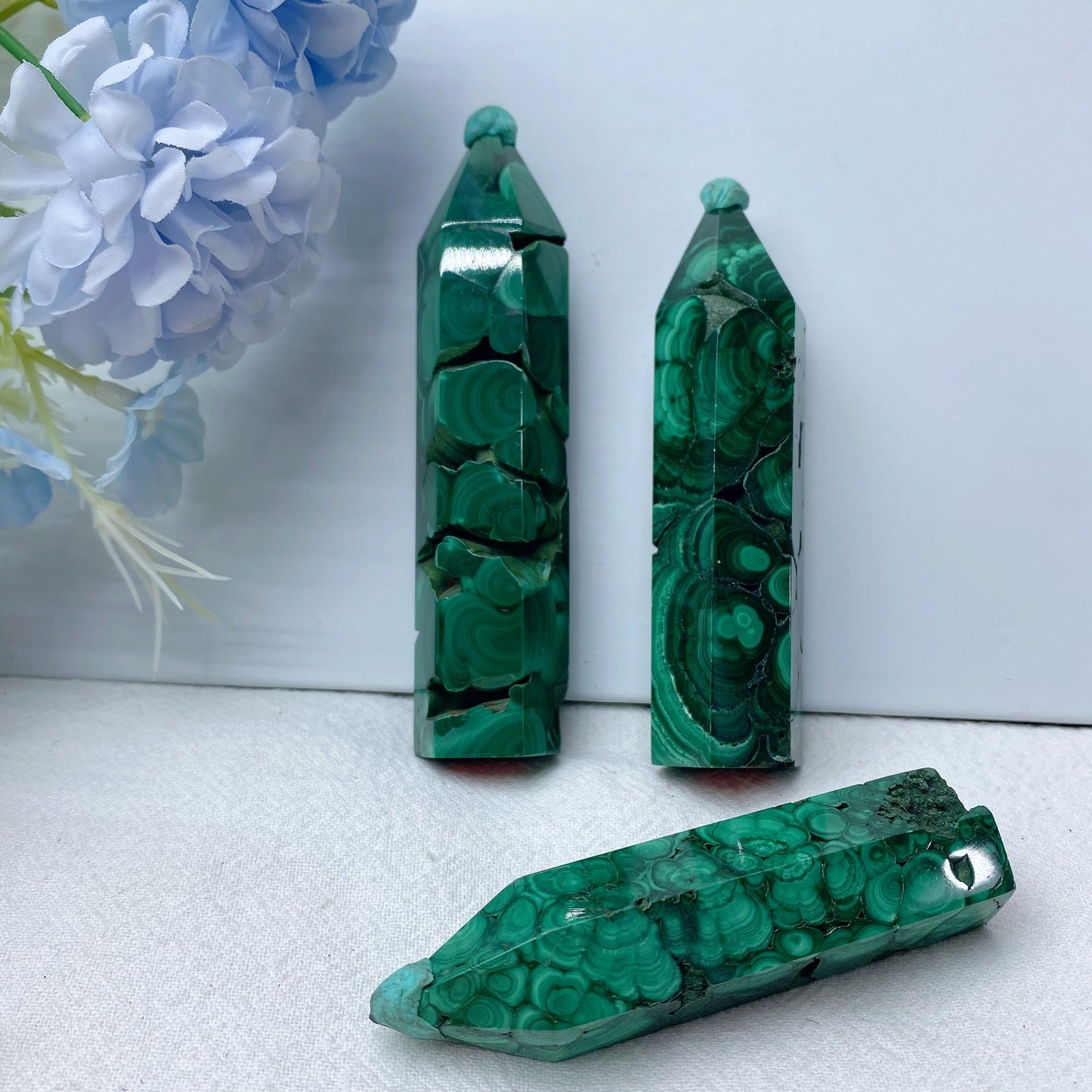 2.5"-4.0" Malachite Points Bulk Wholesale