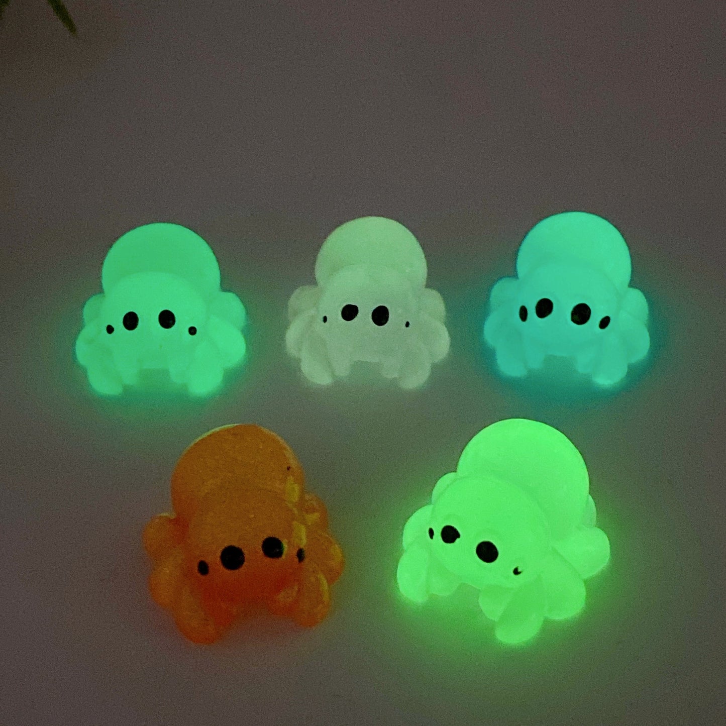 Mini Luminous Mushroom Snowman Spider Cat Crystal Healing Bulk Wholesale