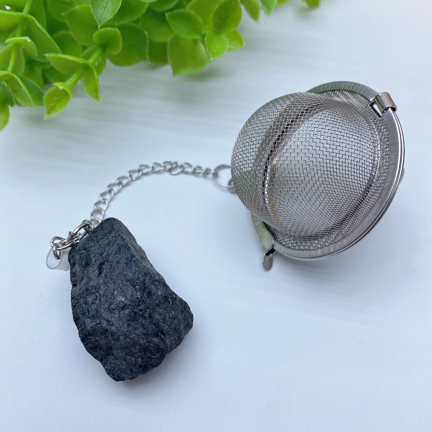 7.0" Tea-strainer with Crystal Raw Stone Decor Bulk Wholesale