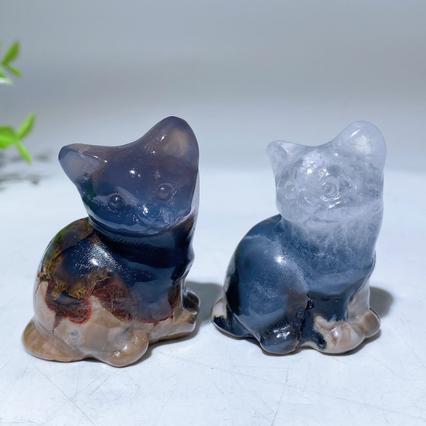 1.8"-2.1"  UV Reactive Volvanic Agate Turtle Elephant Cat Wolf Animal Carving Crystal Healing Bulk Wholesale