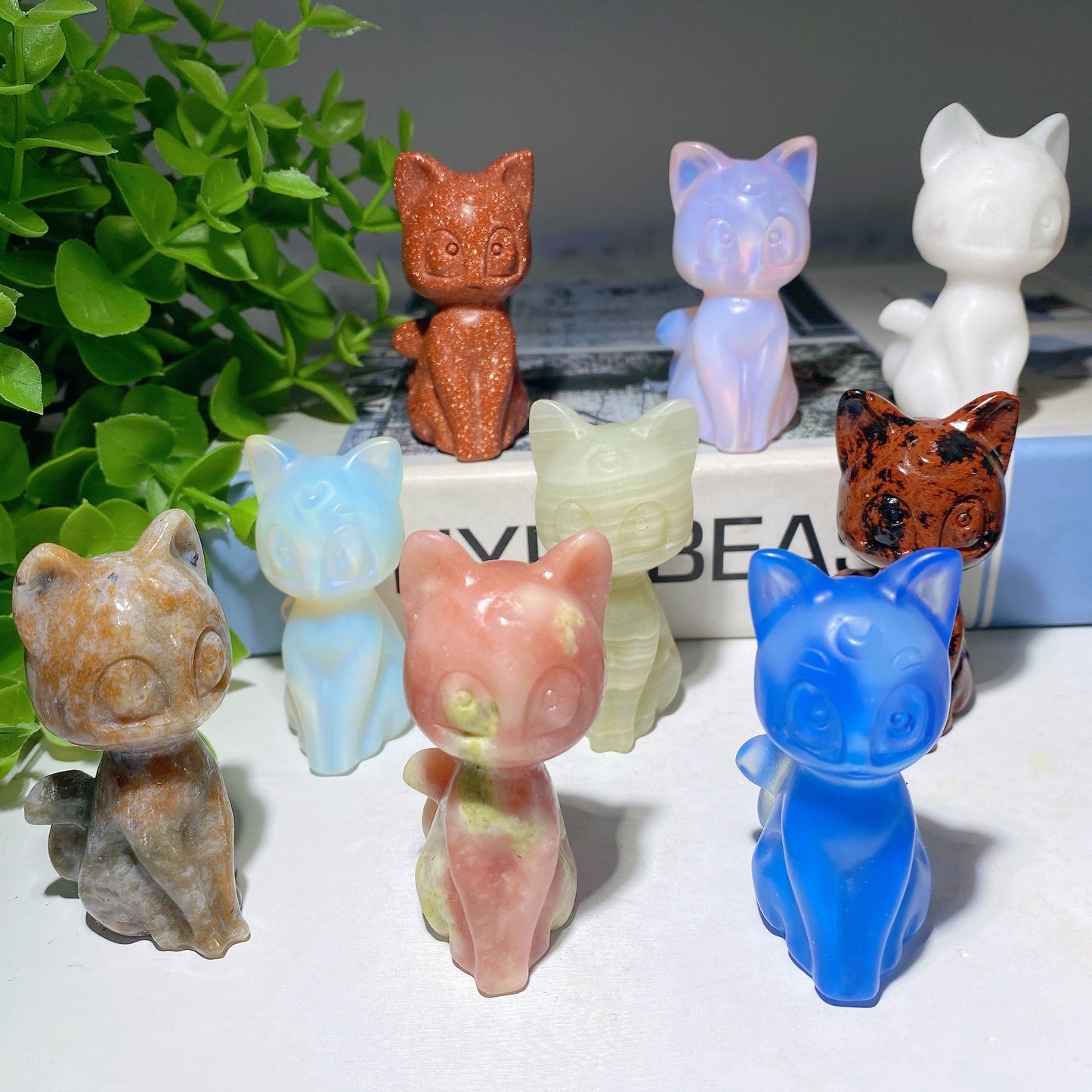 2.2" Mixed Crystal Cat Carvings Bulk Wholesale