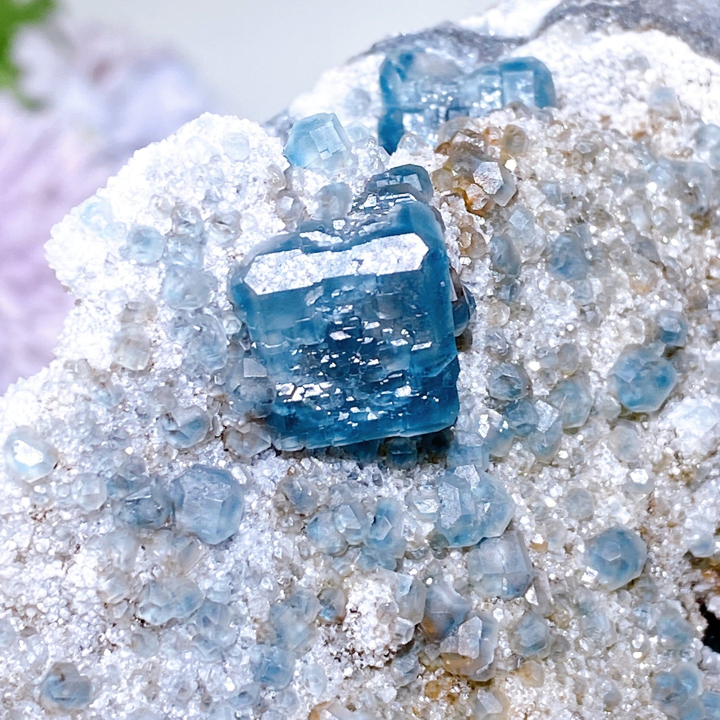 18cm Unique Sugar Blue Fluorite Ship Shape Specimen with Stand Crystal Healing Bulk Wholesale