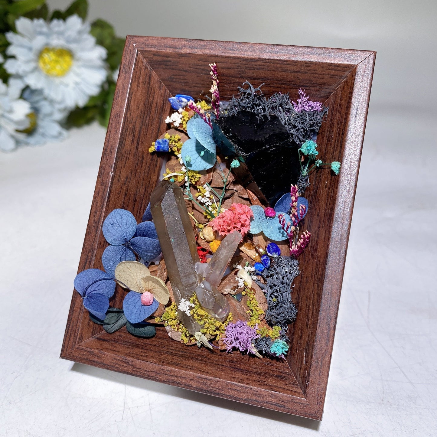 Crystal Scenery in Wooden Photo Frame with Scent Crystal Healing Bulk Wholesale
