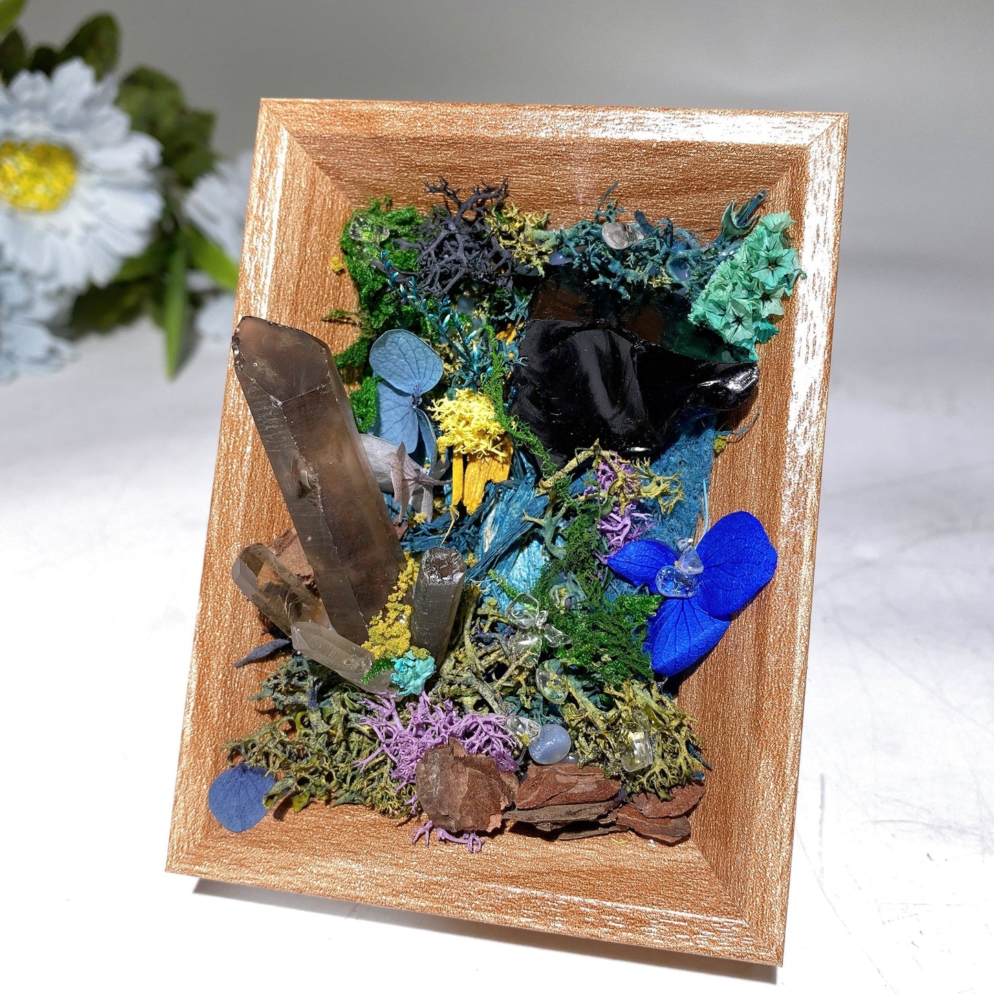 Crystal Scenery in Wooden Photo Frame with Scent Crystal Healing Bulk Wholesale