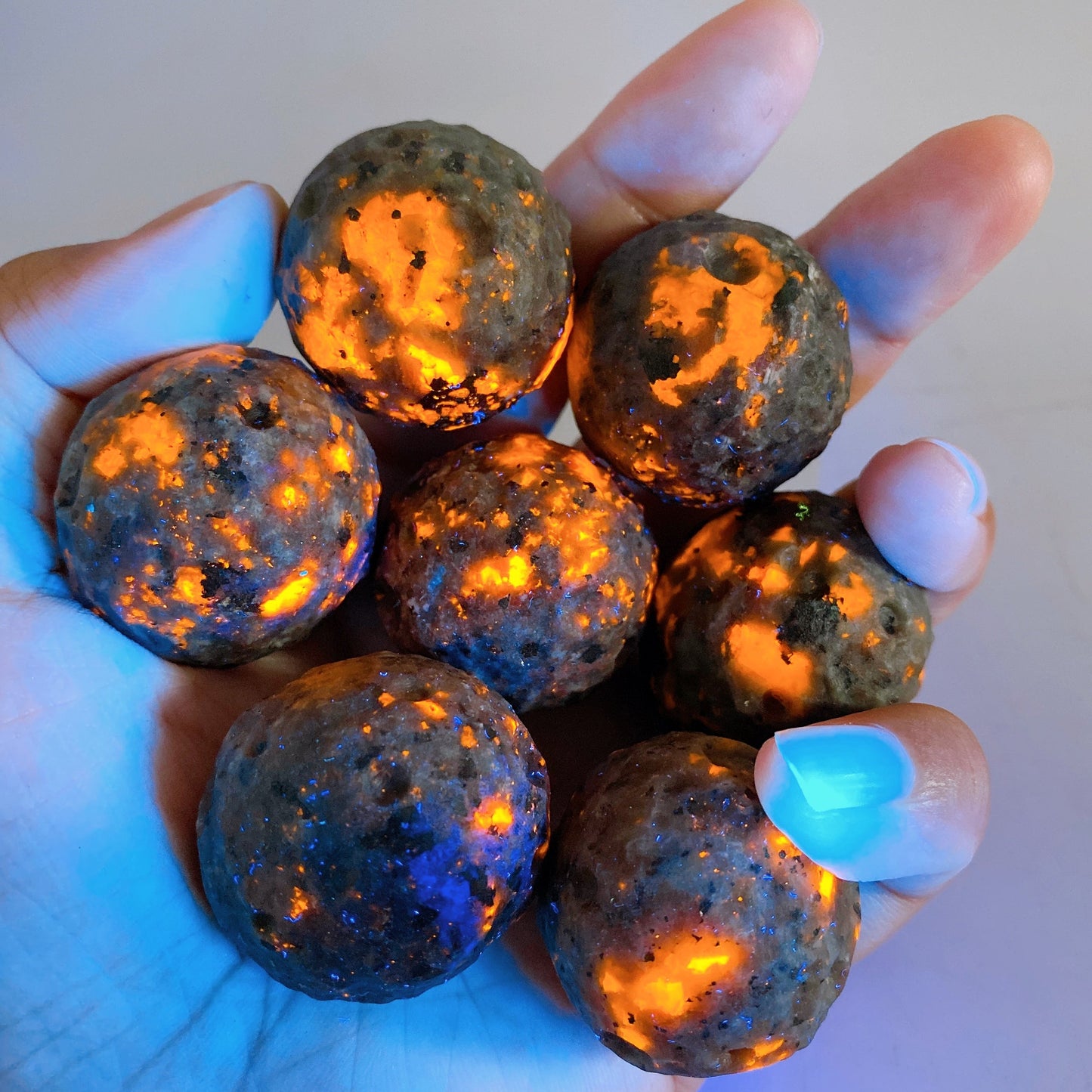 1.3" Yooperlite Planet Sphere Crystal Healing Bulk Wholesale