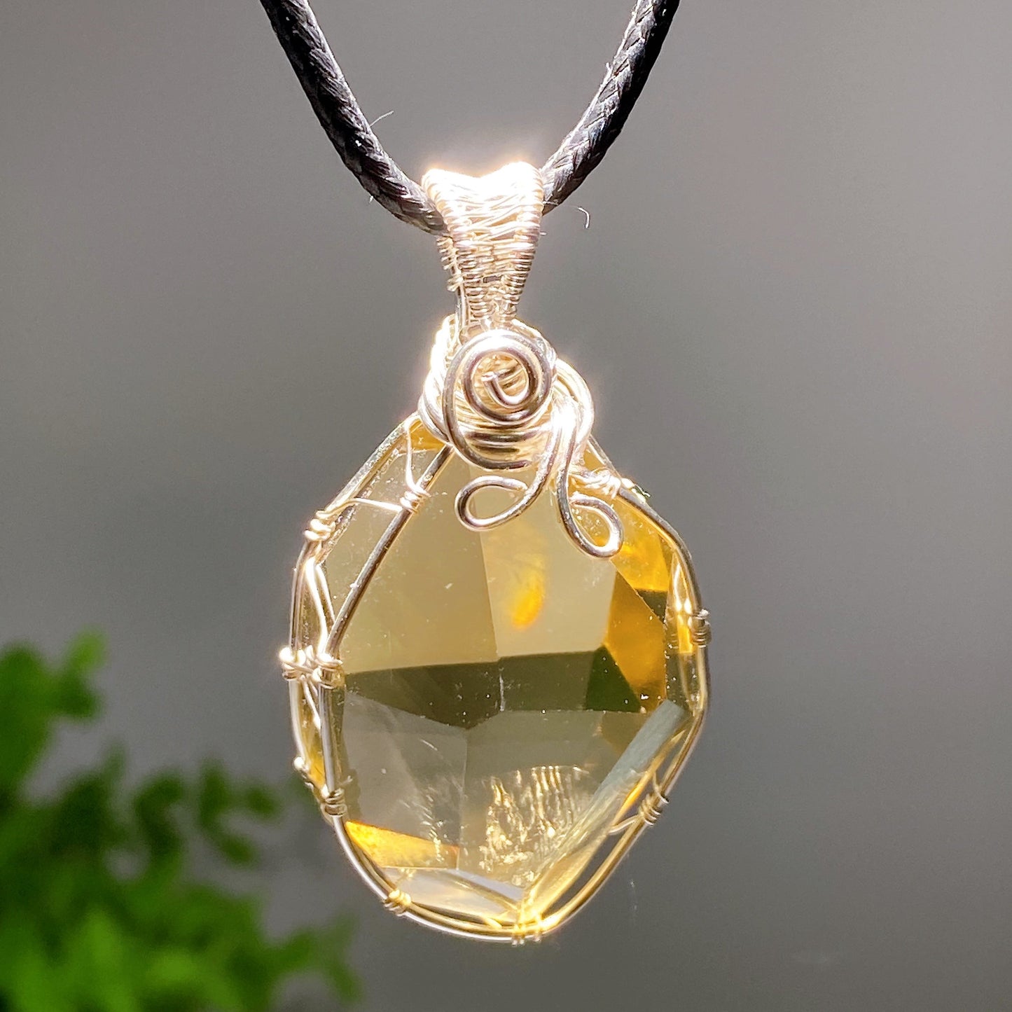 1.2"-2.0" Raw Crystal Pendant Crystal Healing Bulk Wholesale