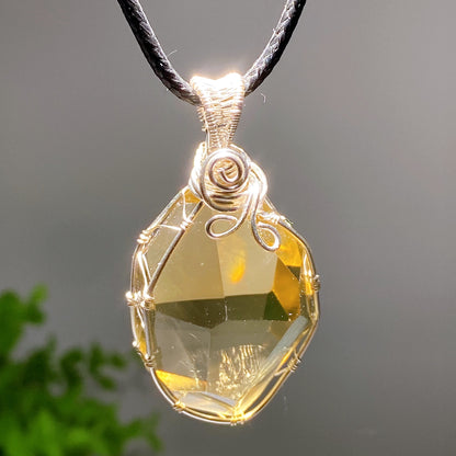 1.2"-2.0" Raw Crystal Pendant Crystal Healing Bulk Wholesale