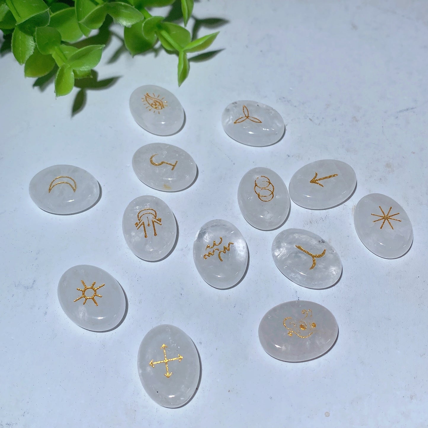 20mm Crystal Runes with Golden Printing Bulk Wholesale