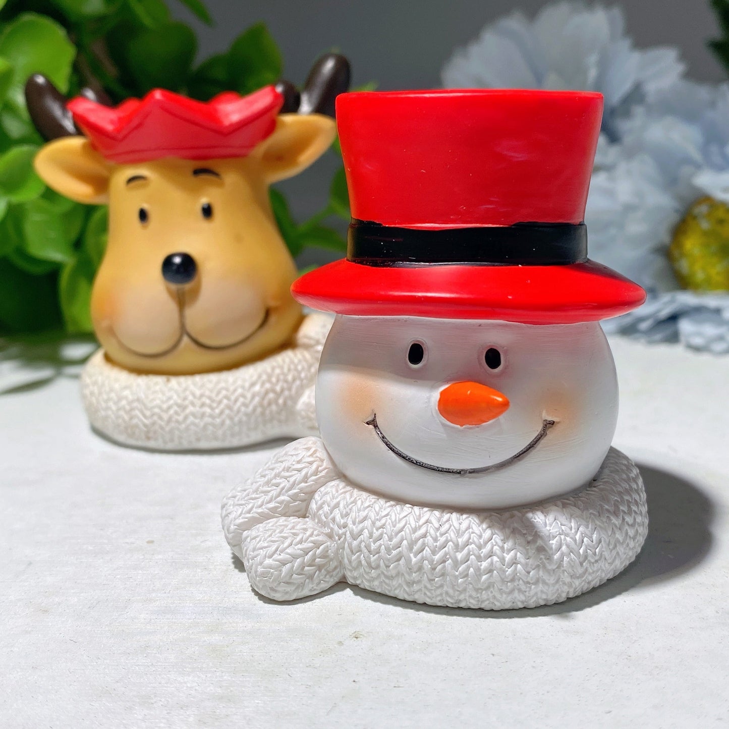 2.1" Resin Deer Snowman Sphere Stand for Christmas Bulk Wholesale