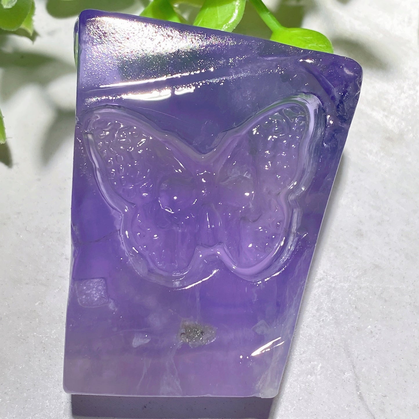 1.8"-2.2" Mixed Crystal Irregular Shape Slabs with Butterfly Skull Carvings Bulk Wholesale