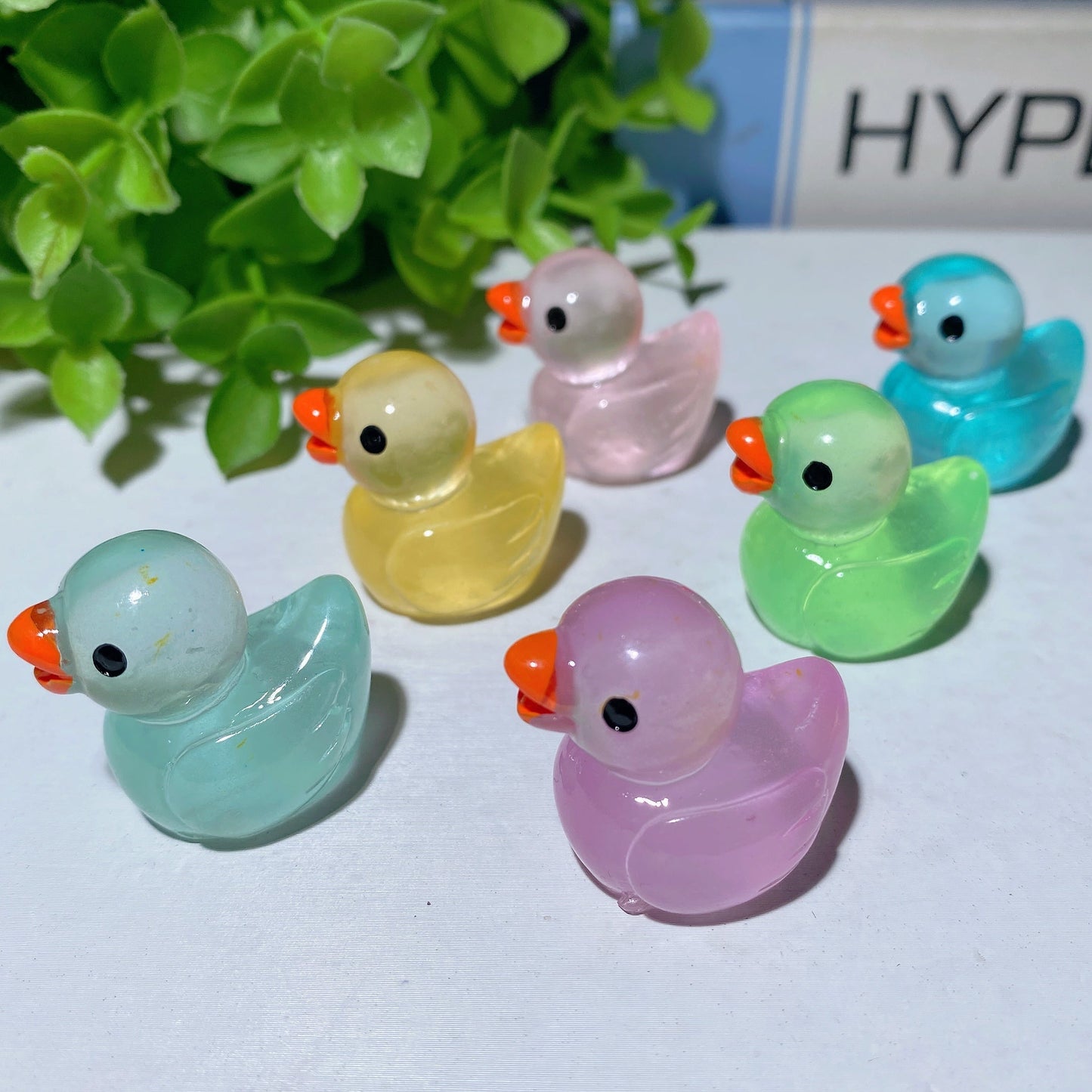 26mm Resin Luminous Mini Duck Carvings Bulk Wholesale