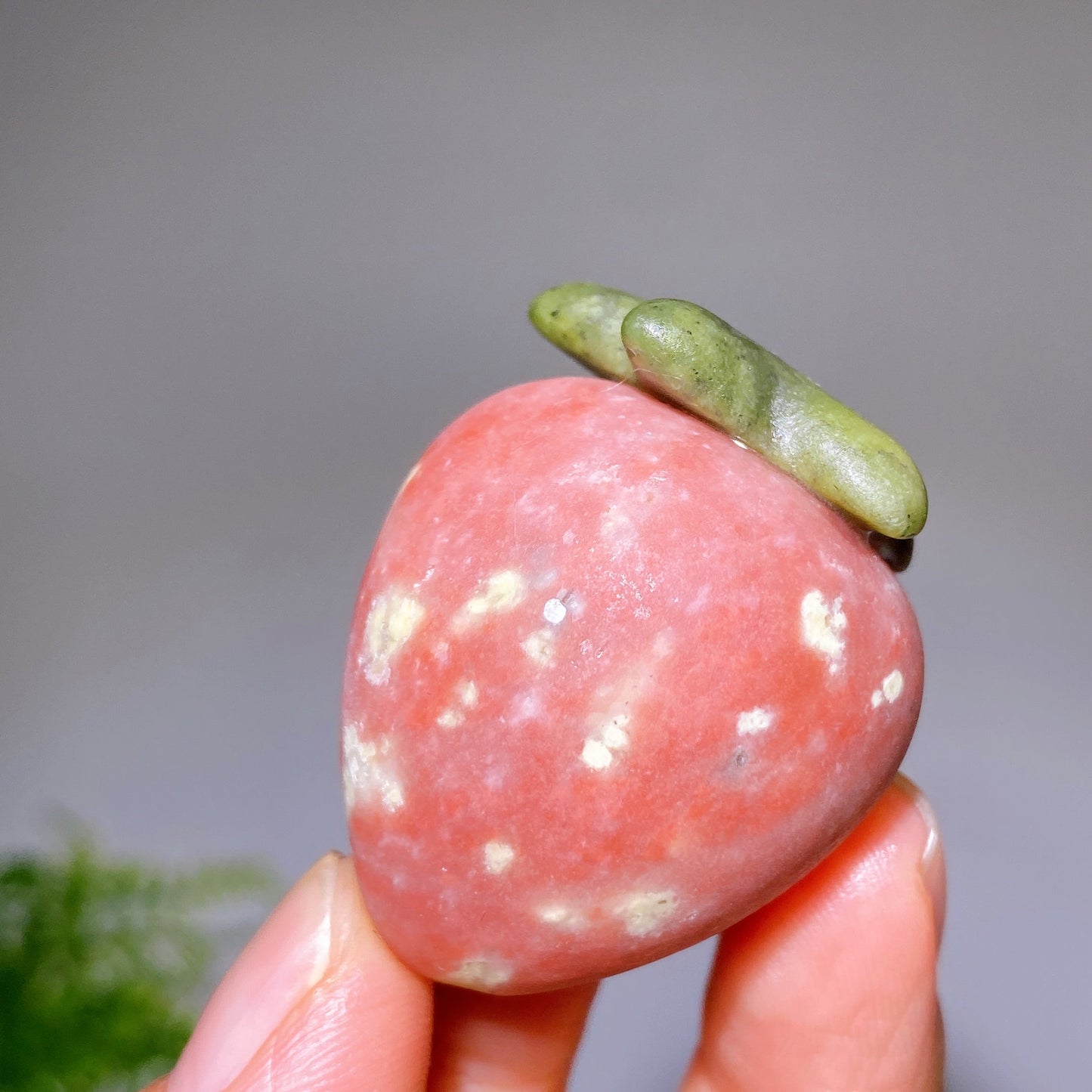 1.6" Crystal Fruit Cherry Tomato Carving Crystal Healing Bulk Wholesale