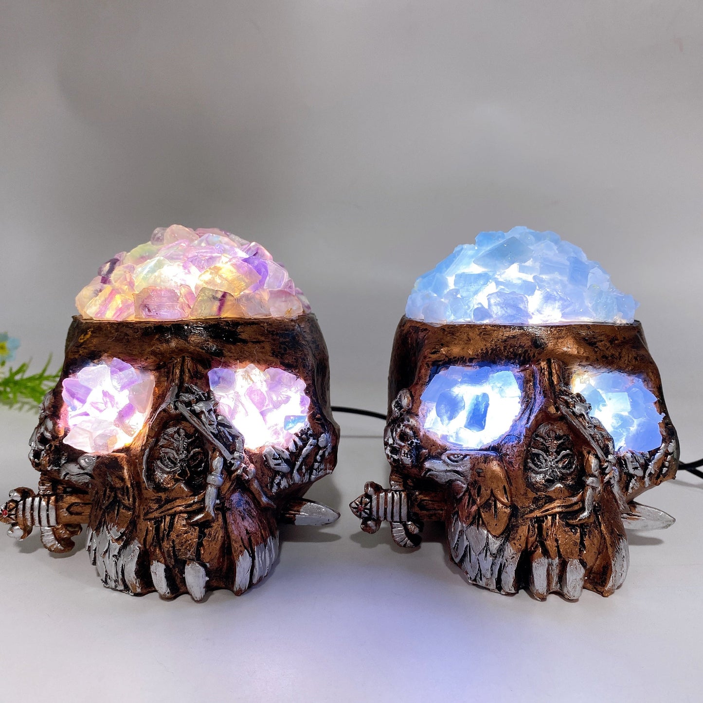 Fluorite Celestite Raw Chips Resin Skull Lamp with USB Crystal Healing Bulk Wholesale