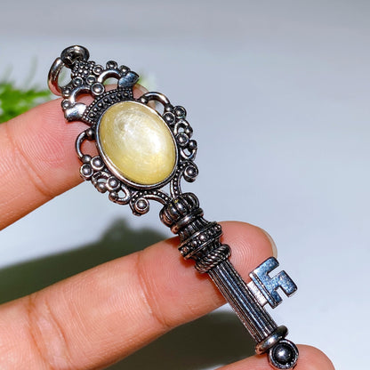 Silver Crystal Key Pendant Crystal Healing Bulk Wholesale