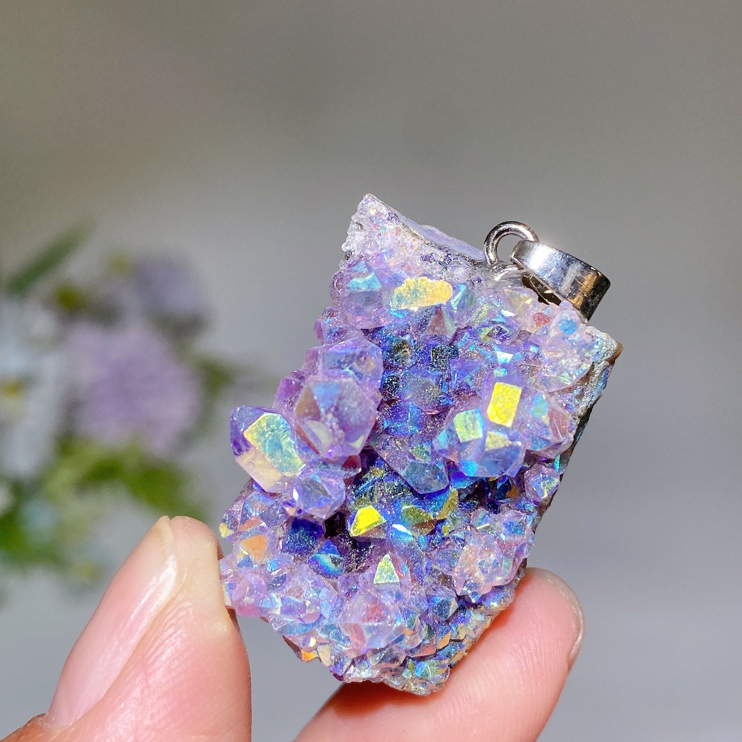 Irregular Shape Aura Cluster Pendant Crystal Healing Bulk Wholesale