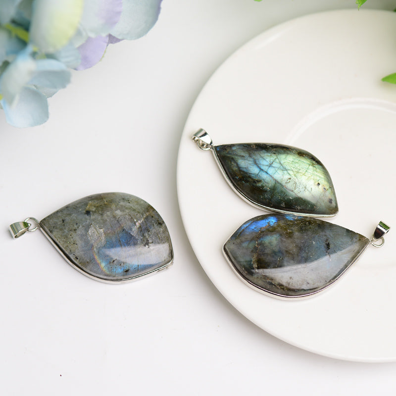 2.0" Labradorite Crystal Pendant Bulk Crystal wholesale suppliers