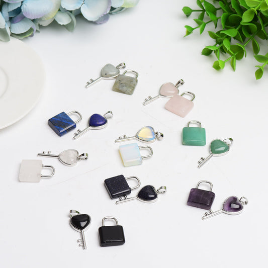 New Design Key and Locker Crystal Pendant Bulk Wholesale