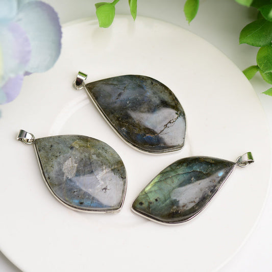 2.0" Labradorite Crystal Pendant Bulk Crystal wholesale suppliers